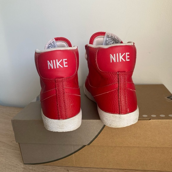 Nike Blazer Red/White - SZ 6.5 Y- 8 W - Picture 11 of 14